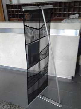 stand porta catalogo